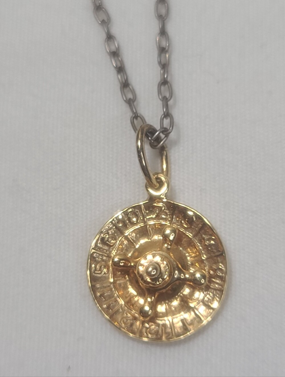 Gold Vermeil Sterling Silver 925 Roulette Wheel Spinning Charm Pendant Necklace